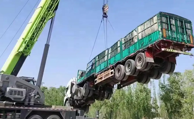 虹口区道路脱困救援案例